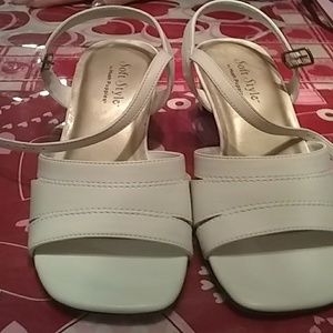 Soft Style by Hush Puppies Heels